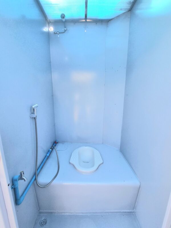 ห้องน้ำให้เช่า squat toilet 1